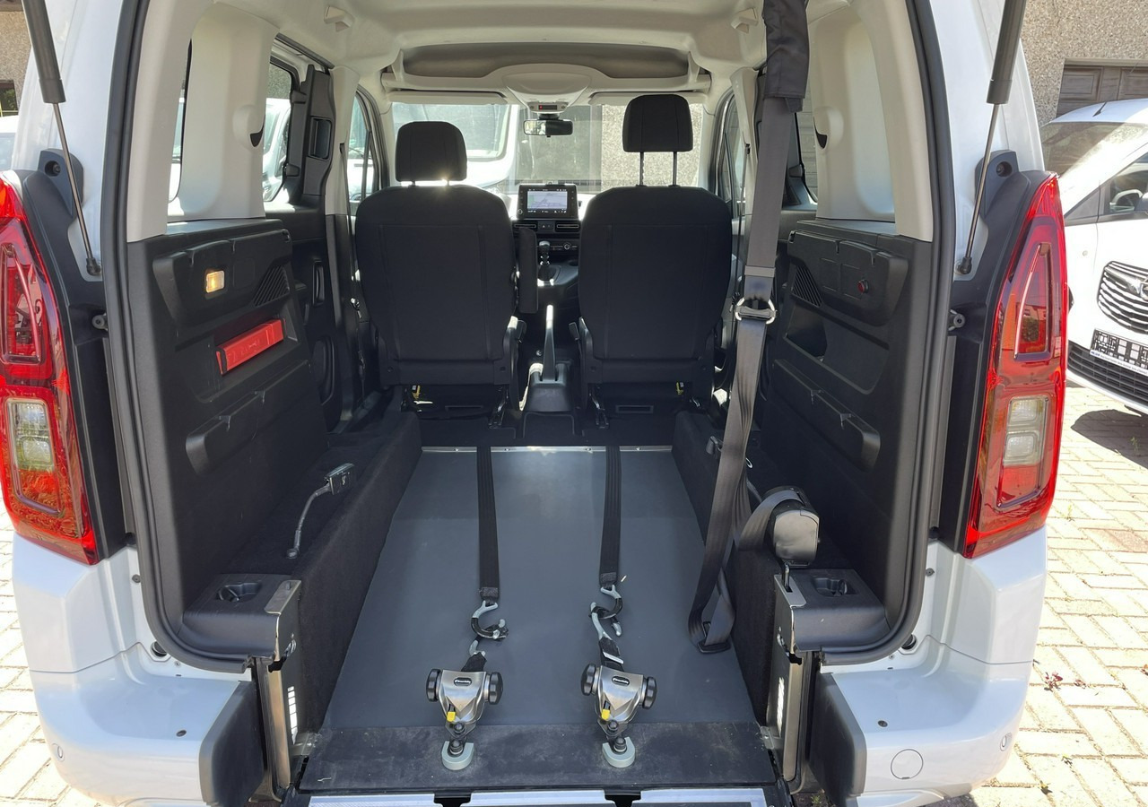 Opel Combo IV Opel Combo Life Niepełnosprawnych inwalida Rampa 32105 km Model 2022 - Αυτοκίνητο: φωτογραφία 5 Opel Combo IV Opel Combo Life Niepełnosprawnych inwalida Rampa 32105 km Model 2022 - Αυτοκίνητο: φωτογραφία 5