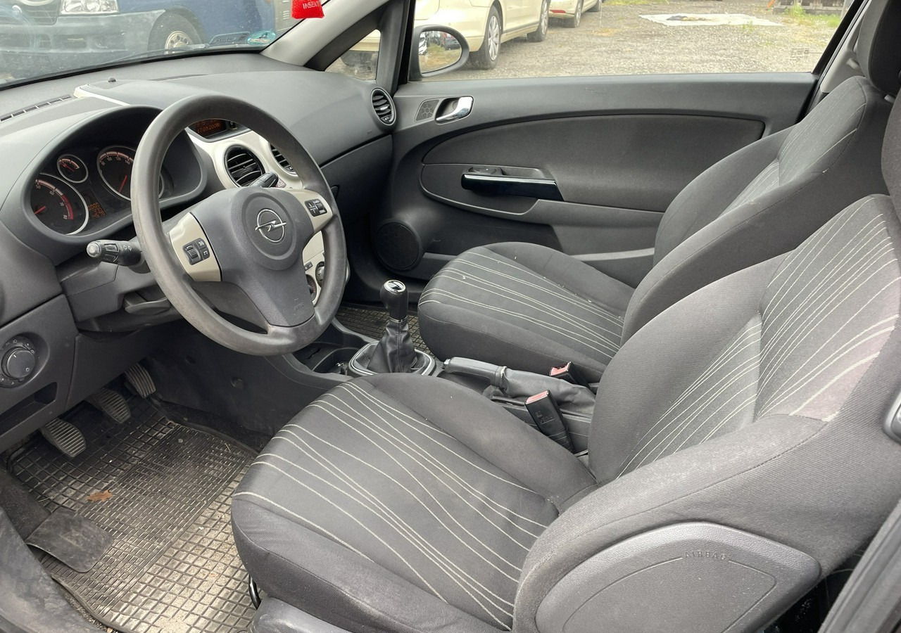 Opel Corsa D Opel Corsa 1,2-16V 80KM Klima 2008 - Hatchback: φωτογραφία 3 Opel Corsa D Opel Corsa 1,2-16V 80KM Klima 2008 - Hatchback: φωτογραφία 3