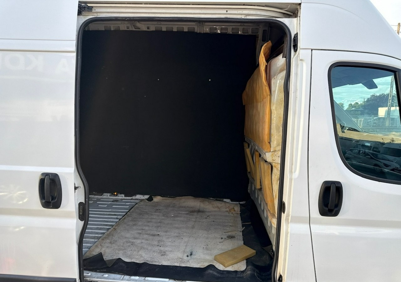 Μίσθωση  Peugeot Boxer Boxer 2.0HDI 163KM L4H3 MEGA MAX 2x podwyższany Klima Salon PL 2017 Peugeot Boxer Boxer 2.0HDI 163KM L4H3 MEGA MAX 2x podwyższany Klima Salon PL 2017: φωτογραφία 17