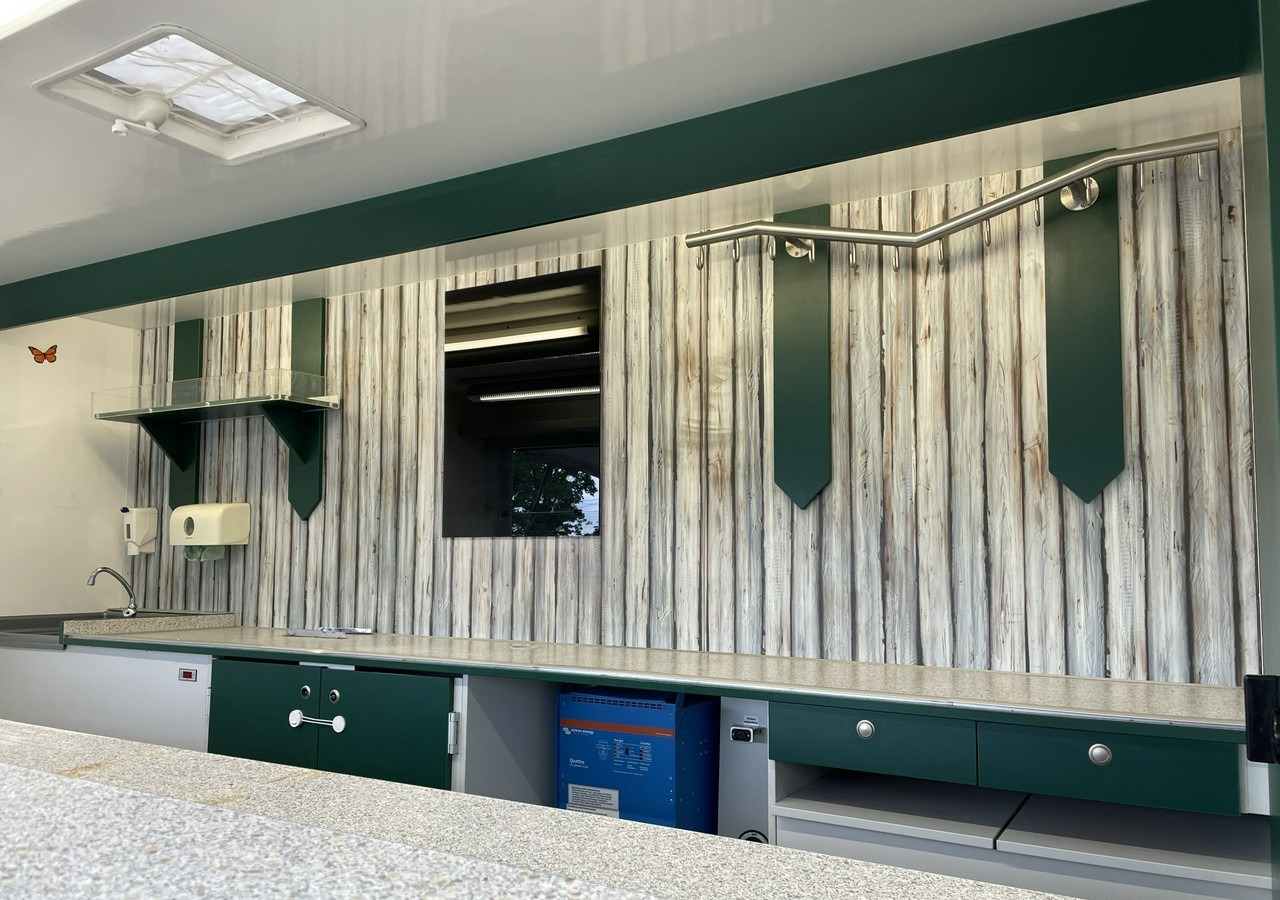 Renault Master Autosklep Gastronomiczny Food Truck Foodtruck sklep W-zasil 2015 - Αυτοκινούμενη καντίνα: φωτογραφία 4 Renault Master Autosklep Gastronomiczny Food Truck Foodtruck sklep W-zasil 2015 - Αυτοκινούμενη καντίνα: φωτογραφία 4