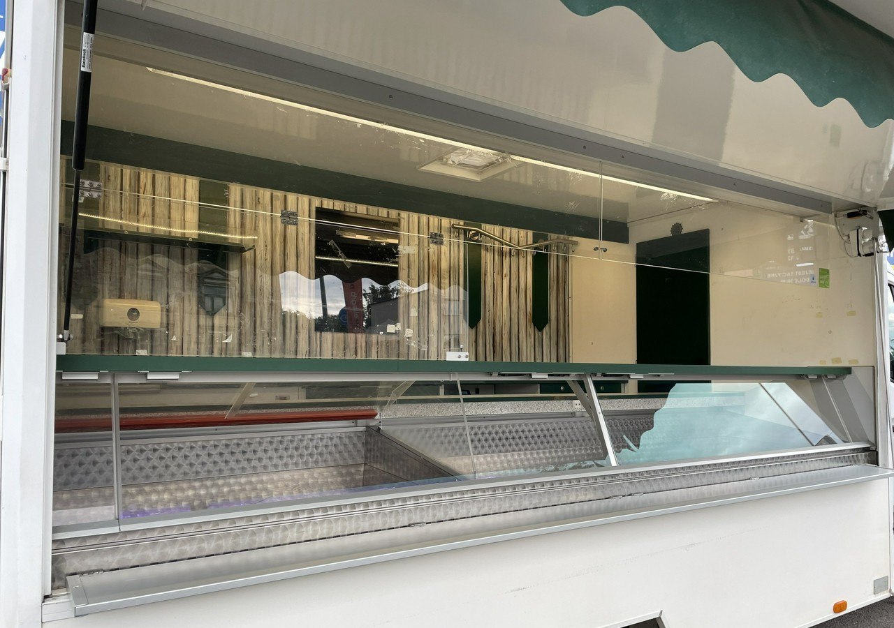Renault Master Autosklep Gastronomiczny Food Truck Foodtruck sklep W-zasil 2015 - Αυτοκινούμενη καντίνα: φωτογραφία 3 Renault Master Autosklep Gastronomiczny Food Truck Foodtruck sklep W-zasil 2015 - Αυτοκινούμενη καντίνα: φωτογραφία 3