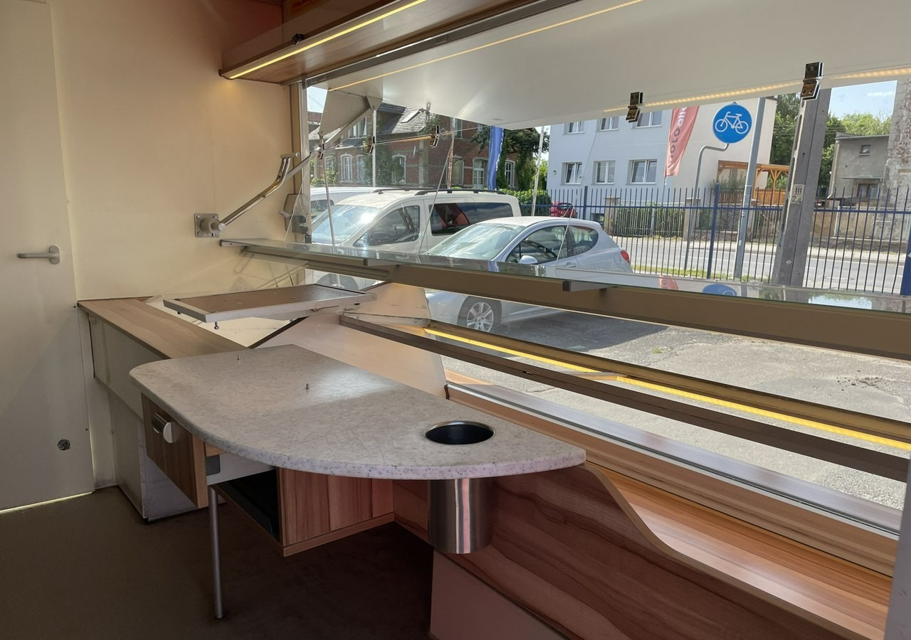 Renault Master Autosklep pieczywa Gastronomiczny Food Truck Foodtruck Sklep Borco20 - Αυτοκινούμενη καντίνα: φωτογραφία 4 Renault Master Autosklep pieczywa Gastronomiczny Food Truck Foodtruck Sklep Borco20 - Αυτοκινούμενη καντίνα: φωτογραφία 4