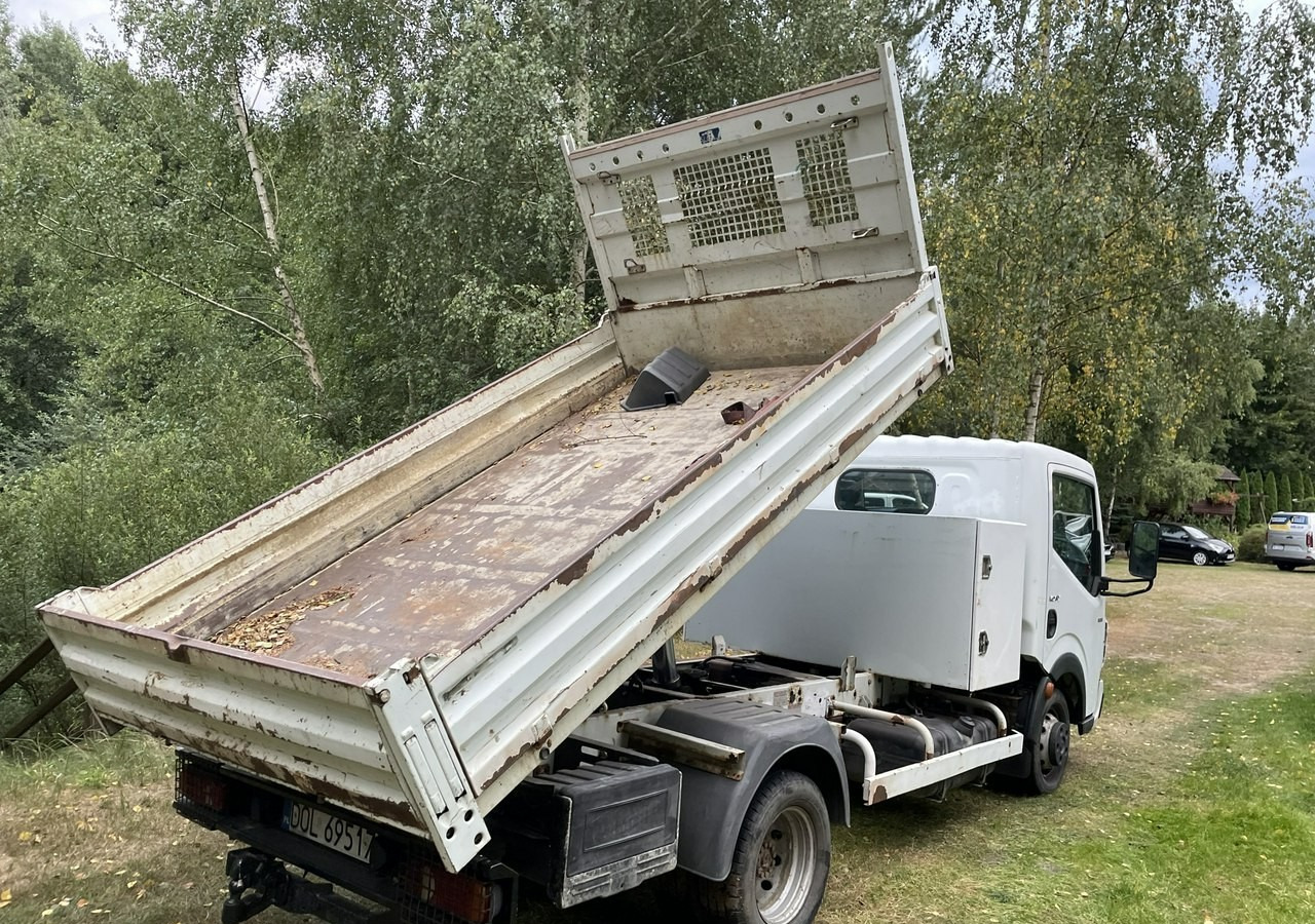 Renault Maxity Renault Maxity 3,0-150KM Canter Wywrotka skrzynia 2010 - Όχημα με ανατρεπομενη καροτσα: φωτογραφία 3 Renault Maxity Renault Maxity 3,0-150KM Canter Wywrotka skrzynia 2010 - Όχημα με ανατρεπομενη καροτσα: φωτογραφία 3