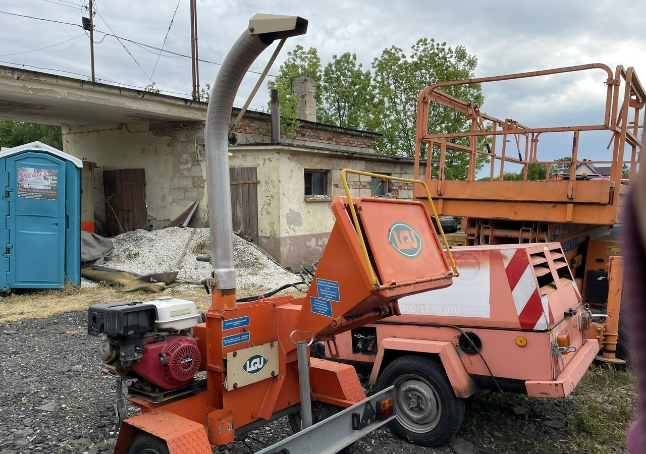 Renault Trafic Rębak LGU MAXI I-10M Rozdrabniacz rębak do gałęzi drewna spalinowy - Θρυμματιστής: φωτογραφία 4 Renault Trafic Rębak LGU MAXI I-10M Rozdrabniacz rębak do gałęzi drewna spalinowy - Θρυμματιστής: φωτογραφία 4