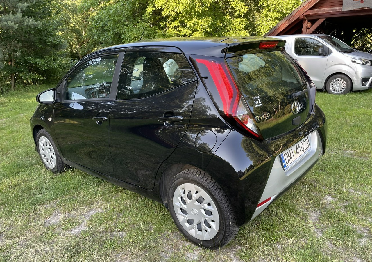Toyota Aygo II Toyota Aygo 1.0-16V Klima Salon PL 24651km Model 2021 - Hatchback: φωτογραφία 3 Toyota Aygo II Toyota Aygo 1.0-16V Klima Salon PL 24651km Model 2021 - Hatchback: φωτογραφία 3