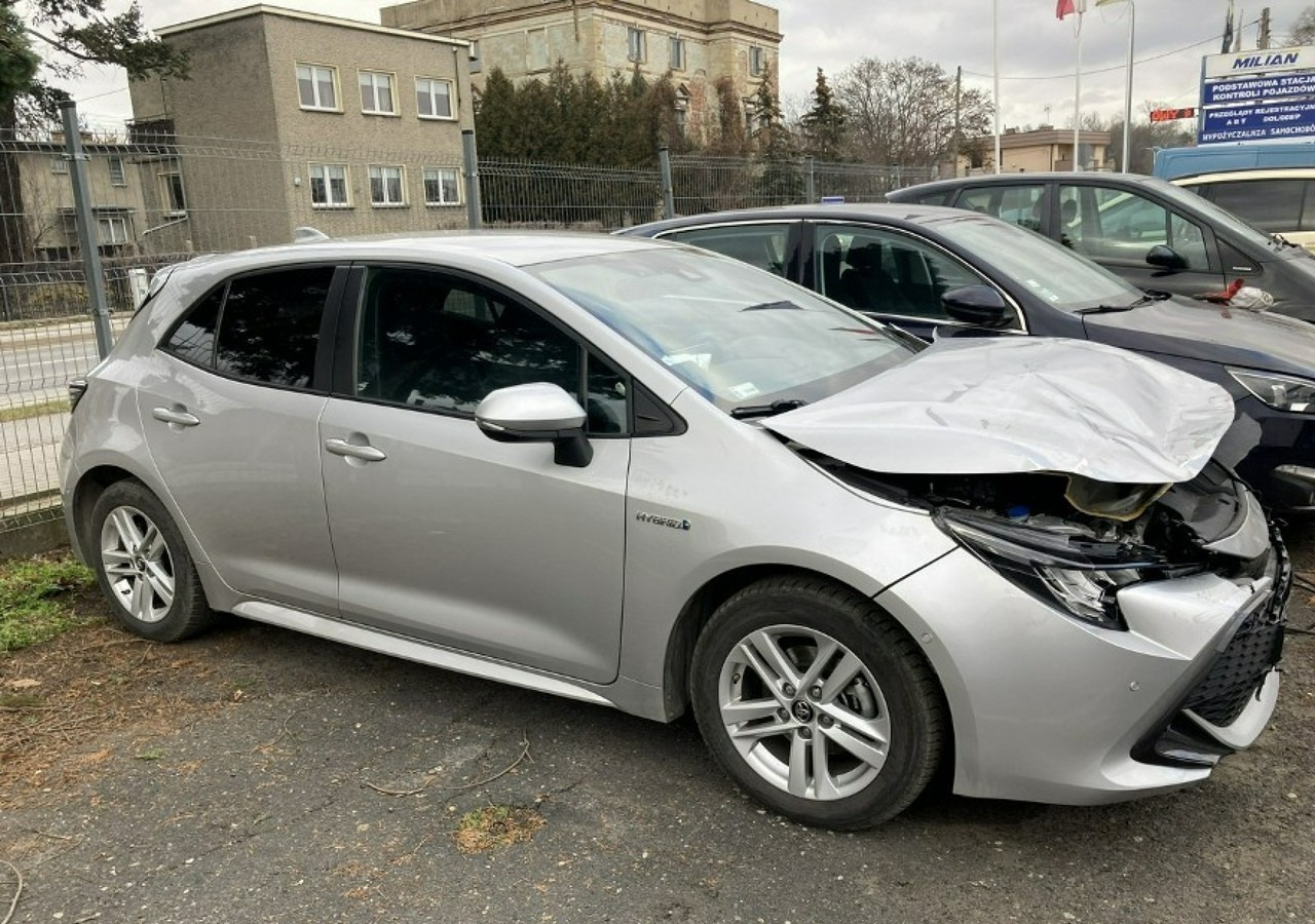 Toyota Corolla XII Corolla 1.8 Hybrid 102KM Comfort Salon PL 2020 - Αυτοκίνητο: φωτογραφία 3 Toyota Corolla XII Corolla 1.8 Hybrid 102KM Comfort Salon PL 2020 - Αυτοκίνητο: φωτογραφία 3