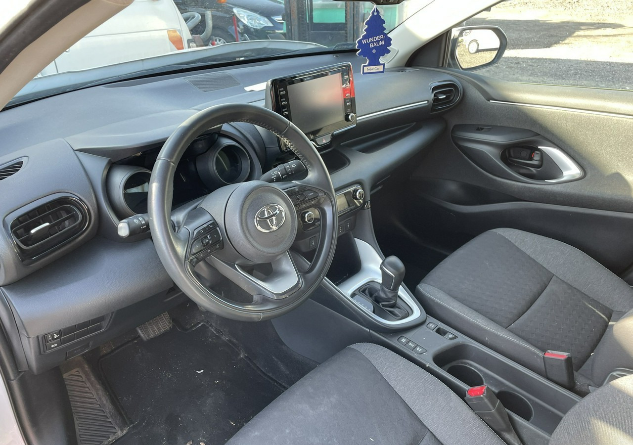 Toyota Yaris IV Toyota Yaris Hybrid 1.5 Active Salon PL 2021 FV 23% - Αυτοκίνητο: φωτογραφία 1 Toyota Yaris IV Toyota Yaris Hybrid 1.5 Active Salon PL 2021 FV 23% - Αυτοκίνητο: φωτογραφία 1