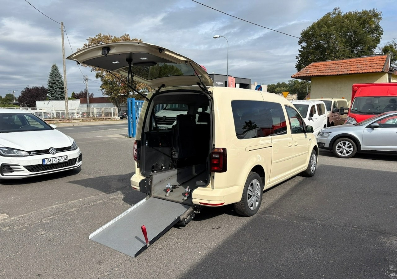 Volkswagen Caddy III Caddy 2.0-150 Niepełnosprawnych inwalida rampa Bogate wyposażeniePFR - Station wagon: φωτογραφία 4 Volkswagen Caddy III Caddy 2.0-150 Niepełnosprawnych inwalida rampa Bogate wyposażeniePFR - Station wagon: φωτογραφία 4