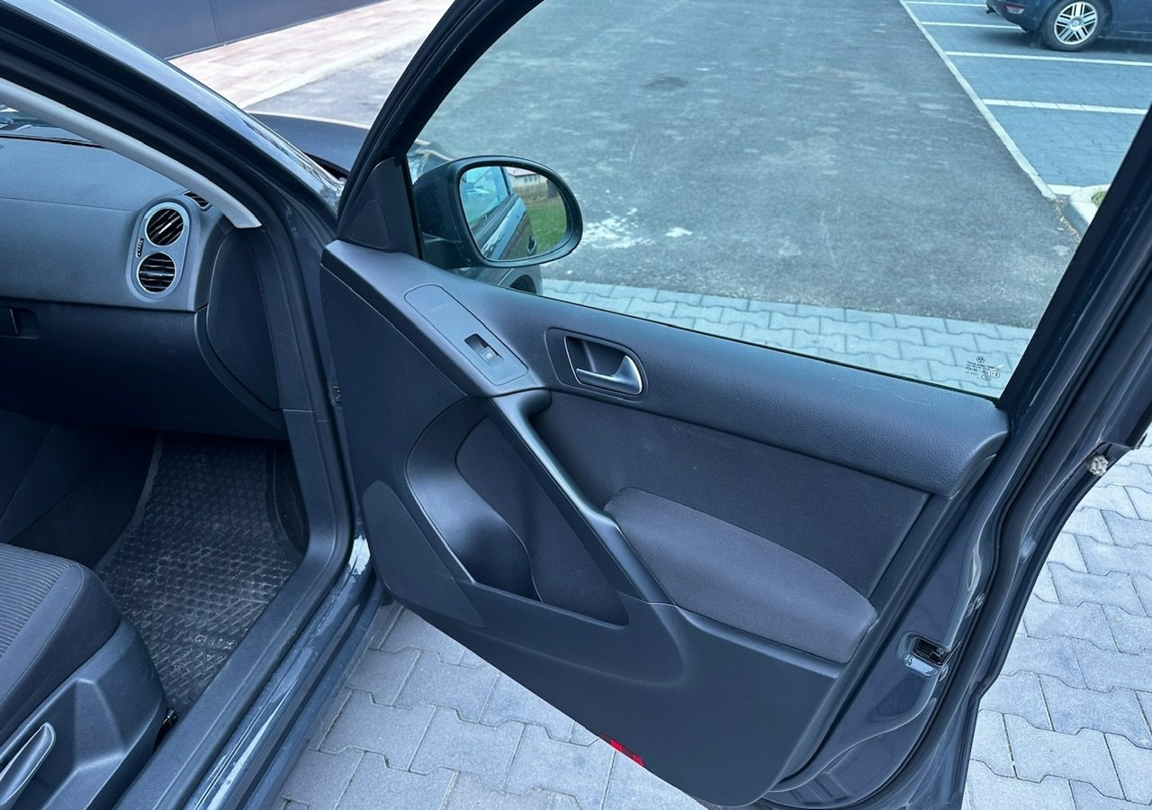 SUV Volkswagen Tiguan II 1.4TSI DSG 150KM LIFT 2016 Automat Navi Klima Alu: φωτογραφία 14 SUV Volkswagen Tiguan II 1.4TSI DSG 150KM LIFT 2016 Automat Navi Klima Alu: φωτογραφία 14