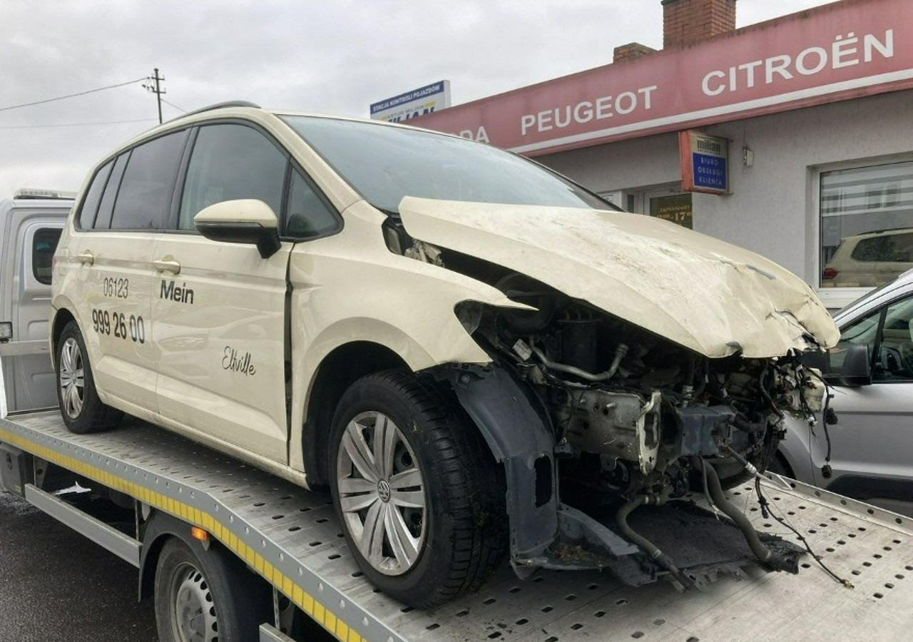 Volkswagen Touran II Touran - Αυτοκίνητο: φωτογραφία 4 Volkswagen Touran II Touran - Αυτοκίνητο: φωτογραφία 4