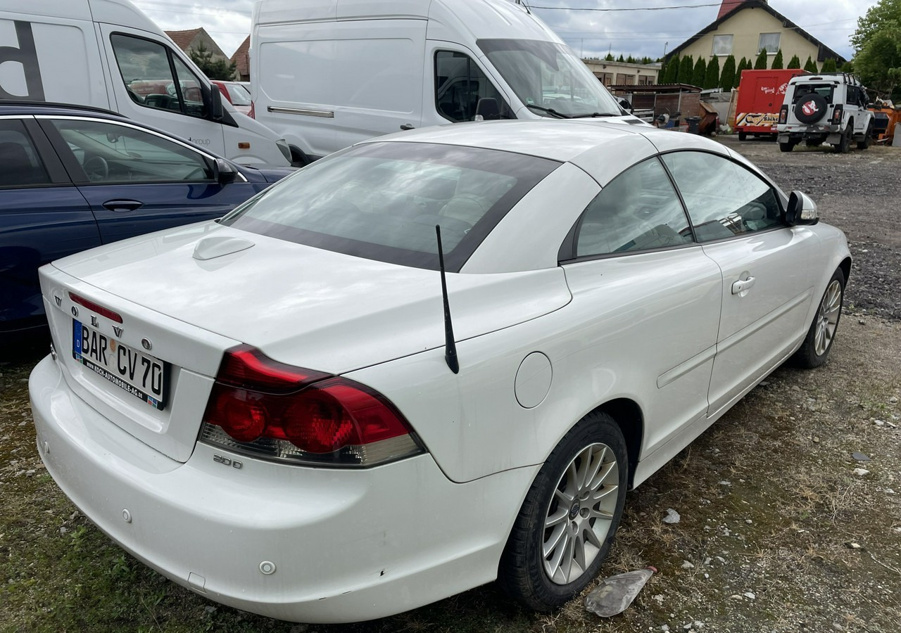 Volvo C70 II Volvo C70 2.0-136KM Cabrio Kabriolet 2010 - Αυτοκίνητο: φωτογραφία 3 Volvo C70 II Volvo C70 2.0-136KM Cabrio Kabriolet 2010 - Αυτοκίνητο: φωτογραφία 3