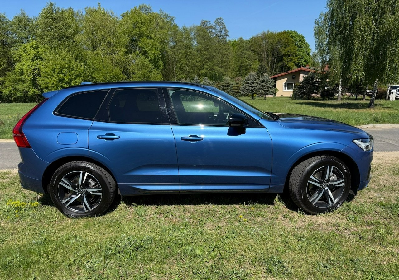 Volvo XC60 II XC60 R-design 2.0D5 235KM Automat Navi Kamery360 Panorama HAK Harman - SUV: φωτογραφία 2 Volvo XC60 II XC60 R-design 2.0D5 235KM Automat Navi Kamery360 Panorama HAK Harman - SUV: φωτογραφία 2