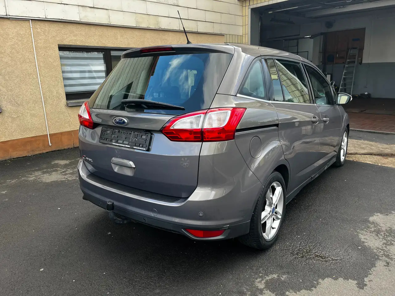 Ford Grand C-Max Titanium Getriebeschaden - Αυτοκίνητο: φωτογραφία 4 Ford Grand C-Max Titanium Getriebeschaden - Αυτοκίνητο: φωτογραφία 4