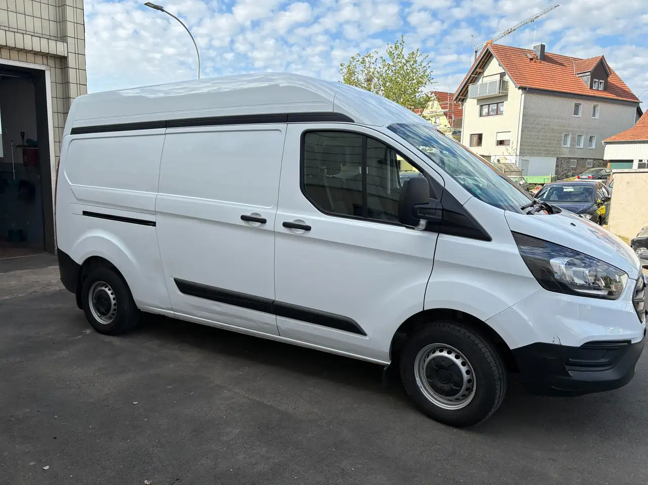 Ford Transit Custom 300 L2 H2 Motorschaden - Βαν: φωτογραφία 3 Ford Transit Custom 300 L2 H2 Motorschaden - Βαν: φωτογραφία 3