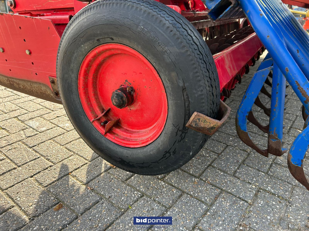 Σπαρτική με σβάρνα Tulip rotorkopeg + Fiona zaaimachine Apollo DR: φωτογραφία 6