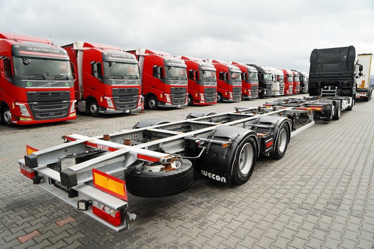 DAF XF 480 / BDF / 6X2 / ZESTAW TANDEM / SSC / I-PA - Φορτηγό μεταφοράς εμπορευματοκιβωτίων/ Κινητό αμάξωμα: φωτογραφία 4 DAF XF 480 / BDF / 6X2 / ZESTAW TANDEM / SSC / I-PA - Φορτηγό μεταφοράς εμπορευματοκιβωτίων/ Κινητό αμάξωμα: φωτογραφία 4