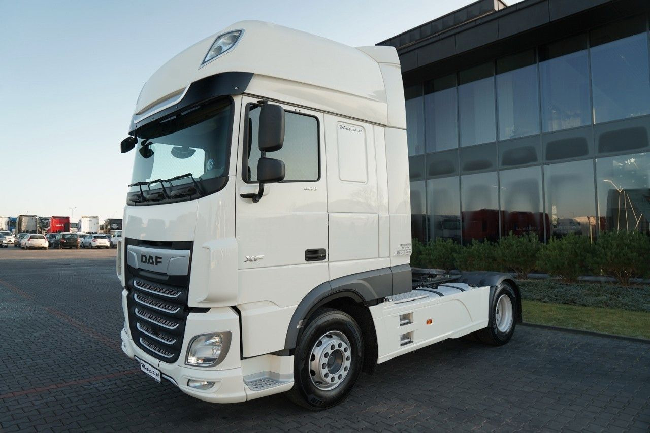 DAF XF 480 / SUPER SPACE CAB / 2021 - Τράκτορας: φωτογραφία 2 DAF XF 480 / SUPER SPACE CAB / 2021 - Τράκτορας: φωτογραφία 2