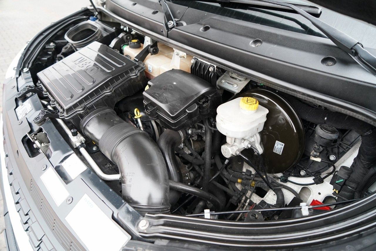 Επαγγελματικό αυτοκίνητο ψυγείο Iveco DAILY 35-140 / CHŁODNIA / AGREGAT PULSOR 400 / W: φωτογραφία 43 Επαγγελματικό αυτοκίνητο ψυγείο Iveco DAILY 35-140 / CHŁODNIA / AGREGAT PULSOR 400 / W: φωτογραφία 43