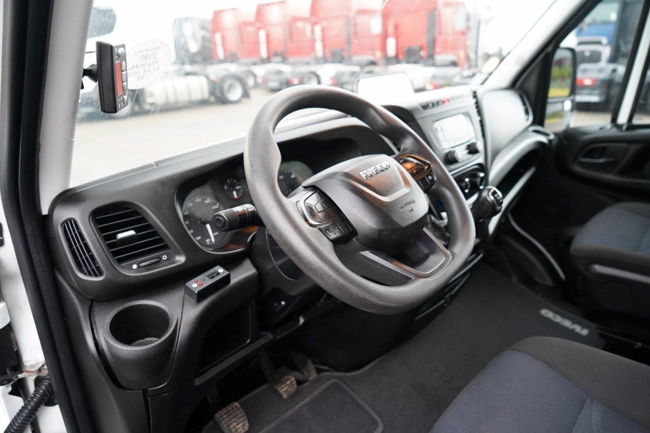 Επαγγελματικό αυτοκίνητο ψυγείο Iveco DAILY 35-140 / CHŁODNIA / AGREGAT PULSOR 400 / W: φωτογραφία 30 Επαγγελματικό αυτοκίνητο ψυγείο Iveco DAILY 35-140 / CHŁODNIA / AGREGAT PULSOR 400 / W: φωτογραφία 30