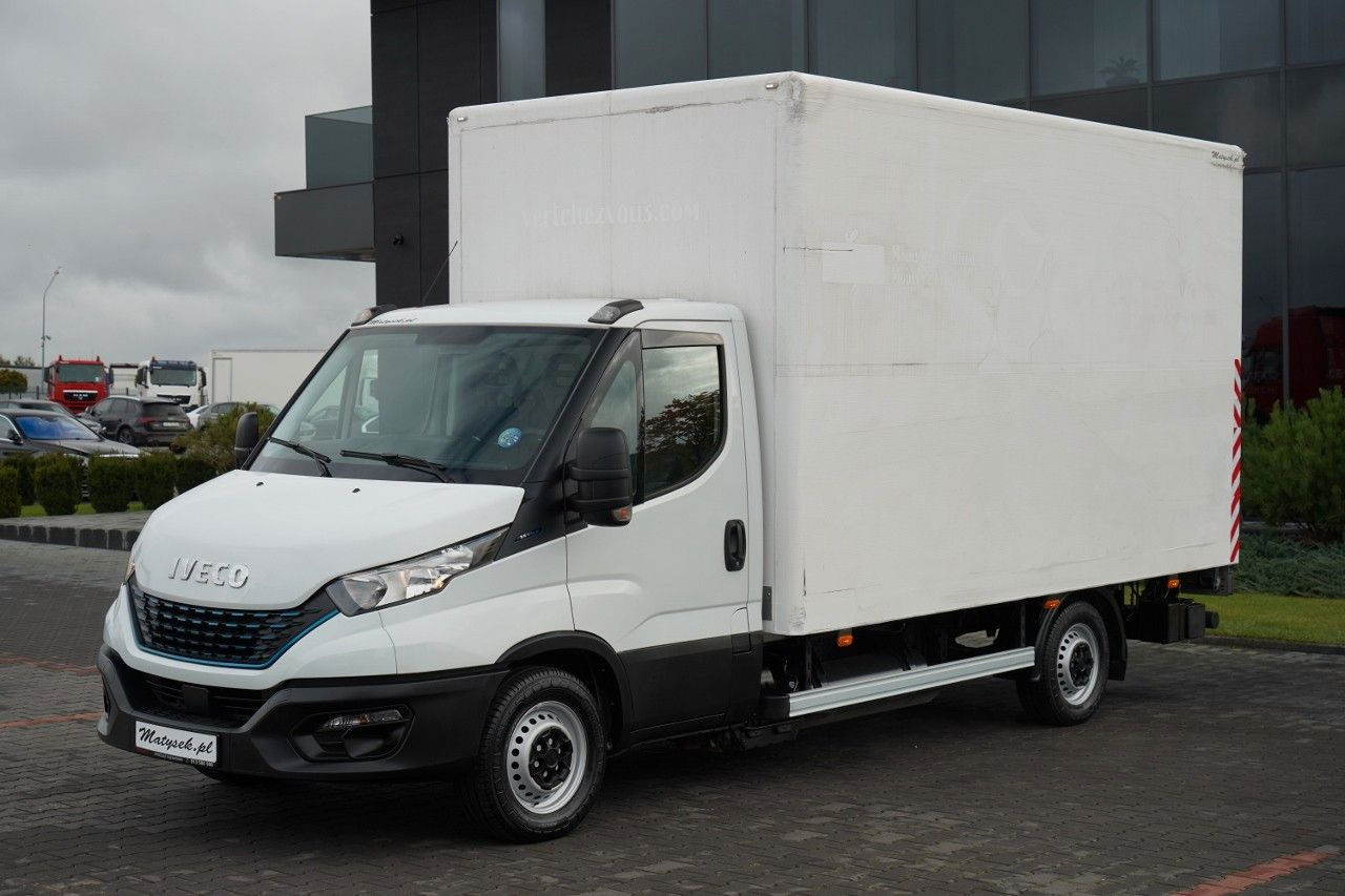 Iveco DAILY 35-NP / CNG / KONTENER / MANUAL / WINDA PA - Επαγγελματικό αυτοκίνητο ψυγείο: φωτογραφία 4 Iveco DAILY 35-NP / CNG / KONTENER / MANUAL / WINDA PA - Επαγγελματικό αυτοκίνητο ψυγείο: φωτογραφία 4