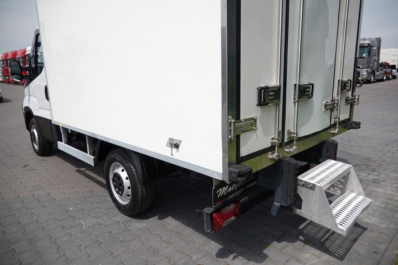 Iveco DAILY / CHŁODNIA / AGREGAT CARIER -XARIOS 200 / - Επαγγελματικό αυτοκίνητο ψυγείο: φωτογραφία 5 Iveco DAILY / CHŁODNIA / AGREGAT CARIER -XARIOS 200 / - Επαγγελματικό αυτοκίνητο ψυγείο: φωτογραφία 5