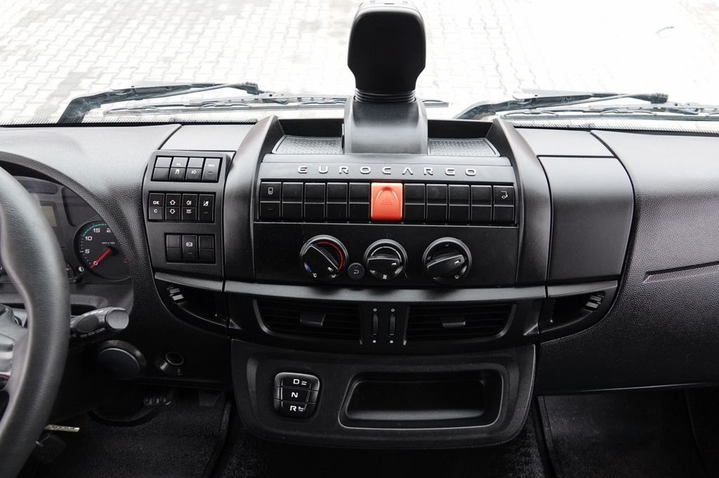 Φορτηγό ψυγείο Iveco EUROCARGO: φωτογραφία 16