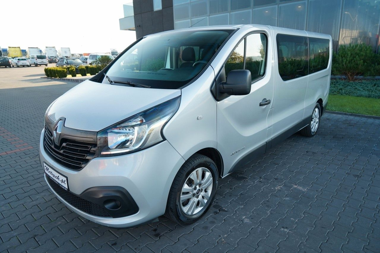 Renault TRAFIC 125 DCI / BUS / 9 MIEJSC / 2017 ROK / PO - Επιβατικό βαν: φωτογραφία 2 Renault TRAFIC 125 DCI / BUS / 9 MIEJSC / 2017 ROK / PO - Επιβατικό βαν: φωτογραφία 2