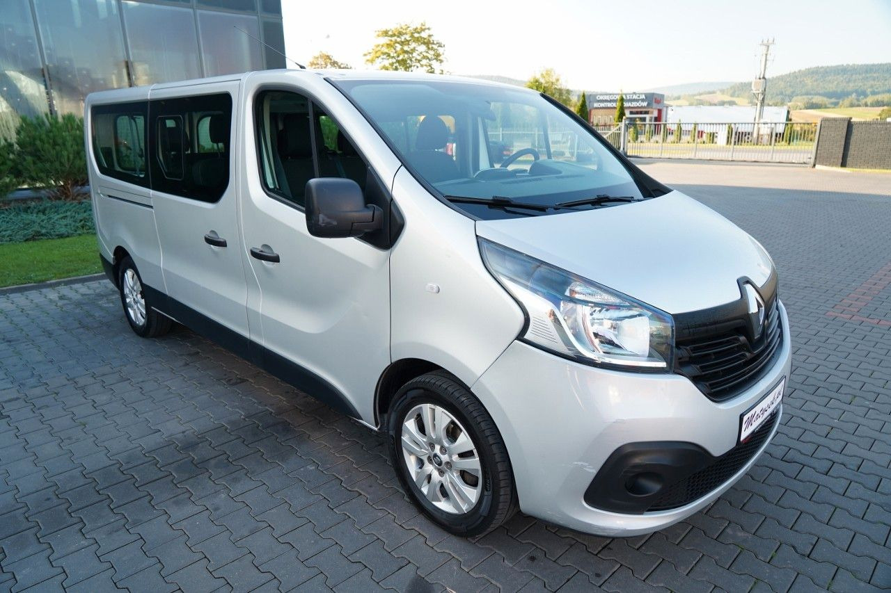 Renault TRAFIC 125 DCI / BUS / 9 MIEJSC / 2017 ROK / PO - Επιβατικό βαν: φωτογραφία 5 Renault TRAFIC 125 DCI / BUS / 9 MIEJSC / 2017 ROK / PO - Επιβατικό βαν: φωτογραφία 5