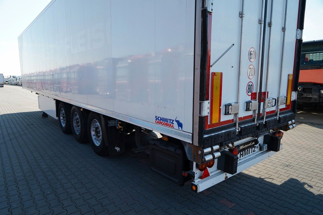 Επικαθήμενο ψυγείο Schmitz Cargobull / CHŁODNIA / THERMO KING SLX 300 / HAKÓWKA / OŚ: φωτογραφία 7 Επικαθήμενο ψυγείο Schmitz Cargobull / CHŁODNIA / THERMO KING SLX 300 / HAKÓWKA / OŚ: φωτογραφία 7