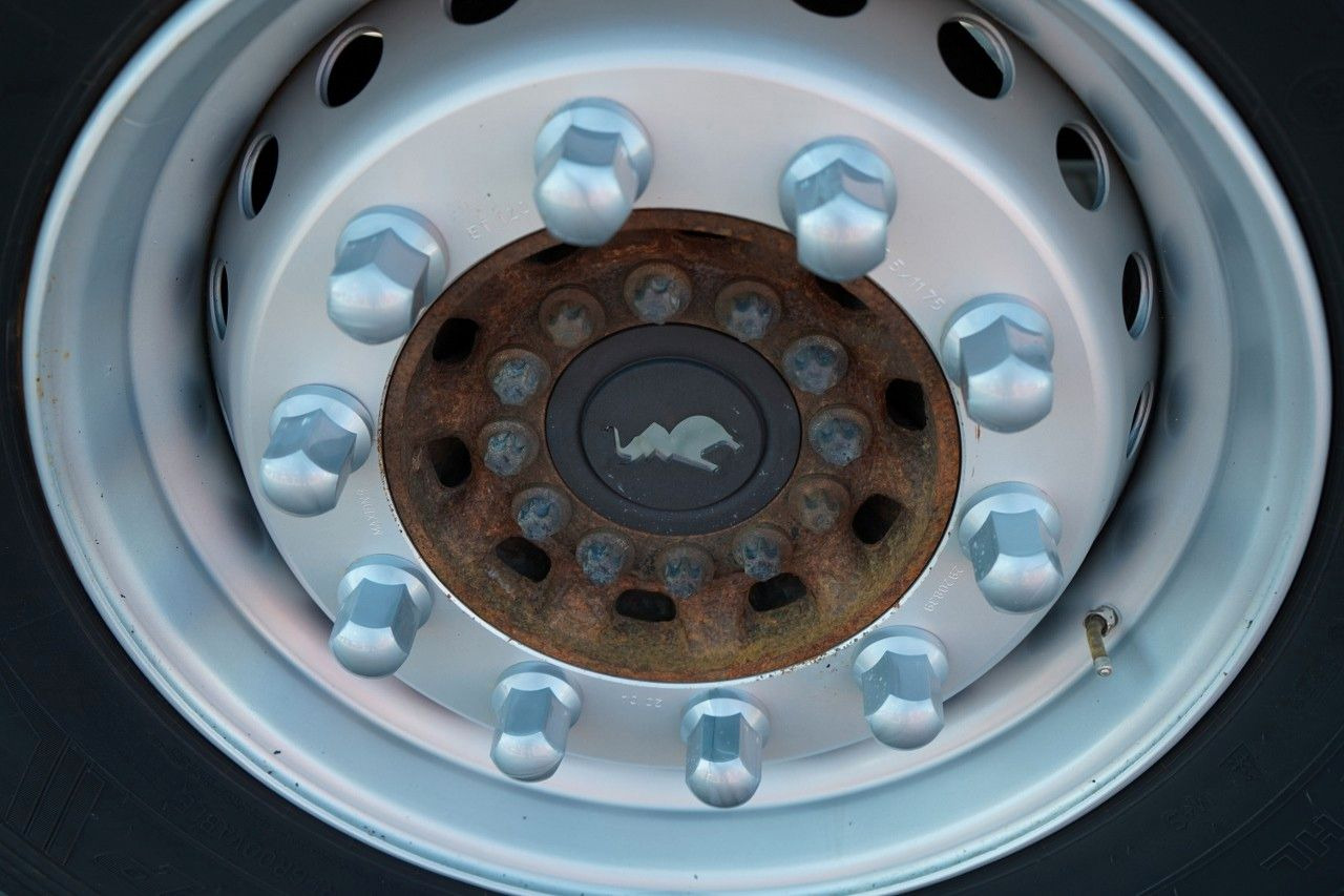 Επικαθήμενο ψυγείο Schmitz Cargobull / CHŁODNIA / THERMO KING SLX 300 / HAKÓWKA / OŚ: φωτογραφία 18 Επικαθήμενο ψυγείο Schmitz Cargobull / CHŁODNIA / THERMO KING SLX 300 / HAKÓWKA / OŚ: φωτογραφία 18