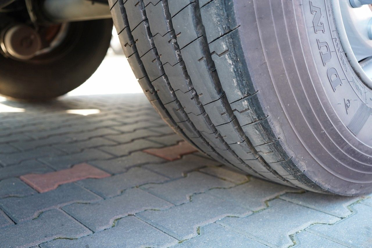 Επικαθήμενο ψυγείο Schmitz Cargobull / CHŁODNIA / THERMO KING SLX 300 / HAKÓWKA / OŚ: φωτογραφία 15 Επικαθήμενο ψυγείο Schmitz Cargobull / CHŁODNIA / THERMO KING SLX 300 / HAKÓWKA / OŚ: φωτογραφία 15