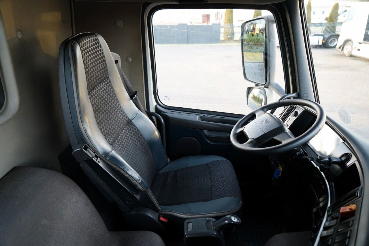 Τράκτορας Volvo FM 380 / PEŁNY ADR  / KABINA DZIENNA / I-SHIFT: φωτογραφία 25