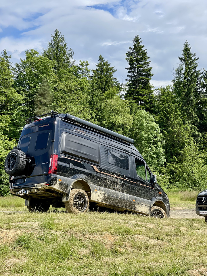 ADRIA Super Twin 600 SP - Αυτοκινούμενο βαν: φωτογραφία 4 ADRIA Super Twin 600 SP - Αυτοκινούμενο βαν: φωτογραφία 4