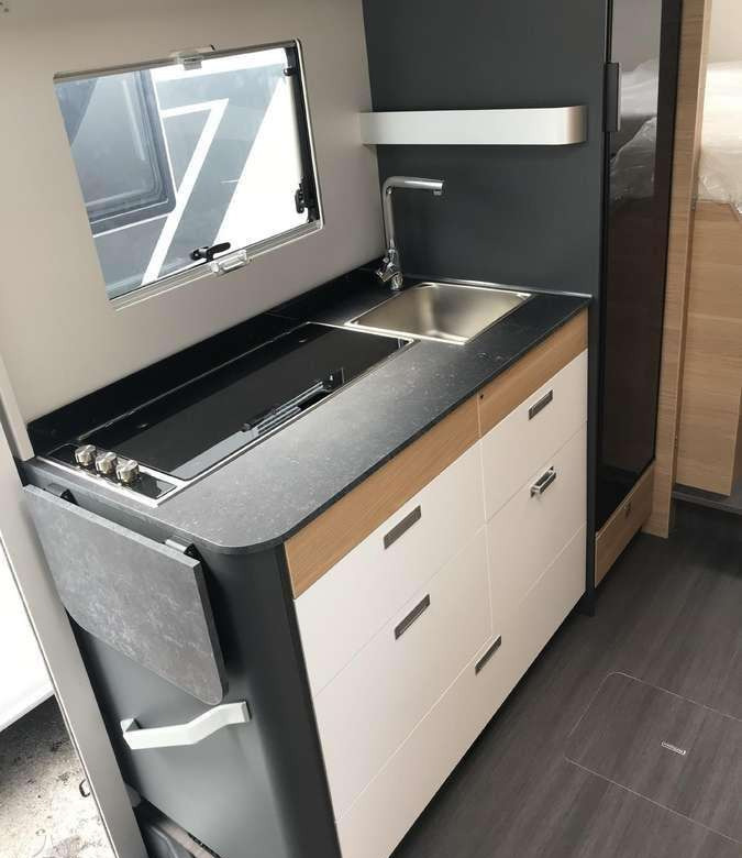 Adria Sonic 600SL - Ενιαίο αυτοκινούμενο: φωτογραφία 4 Adria Sonic 600SL - Ενιαίο αυτοκινούμενο: φωτογραφία 4