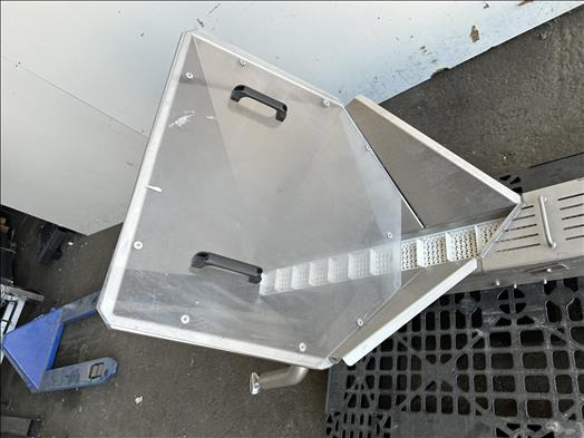 NNP Flighted elevator conveyor - Μεταφορική ταινία: φωτογραφία 2 NNP Flighted elevator conveyor - Μεταφορική ταινία: φωτογραφία 2