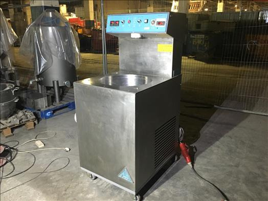 Selmi Ghana top Chocolate melting tank - Μηχανή τροφίμων: φωτογραφία 2 Selmi Ghana top Chocolate melting tank - Μηχανή τροφίμων: φωτογραφία 2