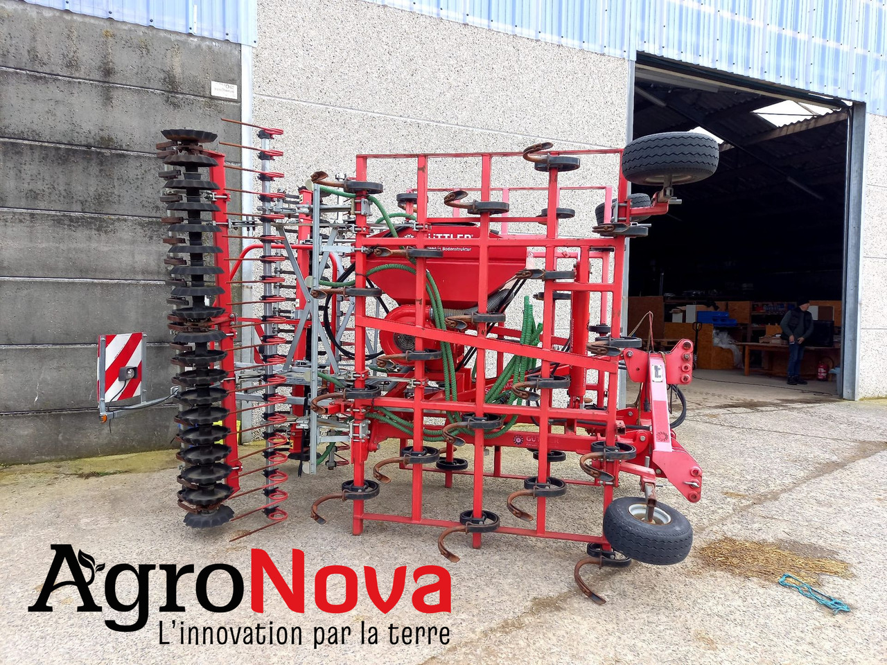 GÜTTLER SuperMaxx 50-5 (déchaumeur) - Θεριζοαλωνιστική μηχανή - κεφαλή ρυμουλκούμενο: φωτογραφία 2 GÜTTLER SuperMaxx 50-5 (déchaumeur) - Θεριζοαλωνιστική μηχανή - κεφαλή ρυμουλκούμενο: φωτογραφία 2