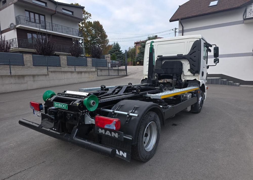 MAN TGM 12.290 - Φορτηγό φόρτωσης γάντζου: φωτογραφία 3 MAN TGM 12.290 - Φορτηγό φόρτωσης γάντζου: φωτογραφία 3