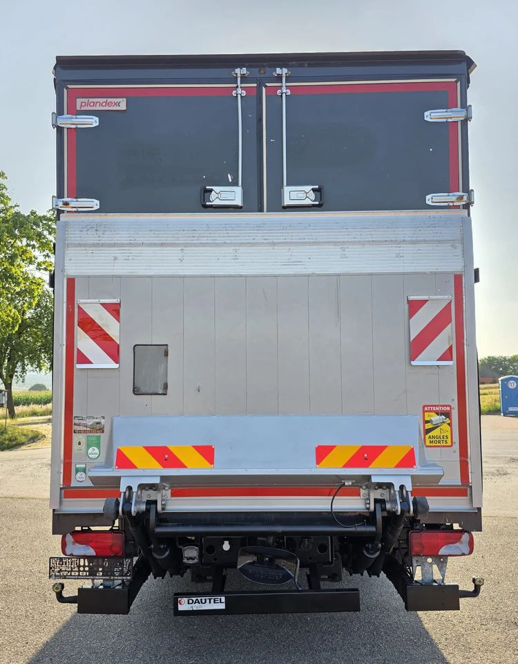 MAN TGM 15.290 / BURTO-FIRANKA / CAŁY NA PODUSZKACH /KLIMA POSTOJOWA / 2018R / NISKI PRZEBIEG / 18 PALET / E6 / JAK NOWY / WINDA / - Φορτηγό μουσαμάς: φωτογραφία 5 MAN TGM 15.290 / BURTO-FIRANKA / CAŁY NA PODUSZKACH /KLIMA POSTOJOWA / 2018R / NISKI PRZEBIEG / 18 PALET / E6 / JAK NOWY / WINDA / - Φορτηγό μουσαμάς: φωτογραφία 5