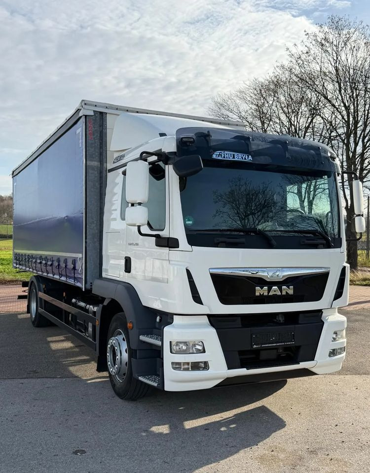 Φορτηγό μουσαμάς MAN TGM 15.290 / FIRANKA / 2016R / KLIMA POSTOJOWA /SPROWADZONY/ 8T ŁADOWNOŚĆ / 17 PALET / E6  / WINDA /: φωτογραφία 15