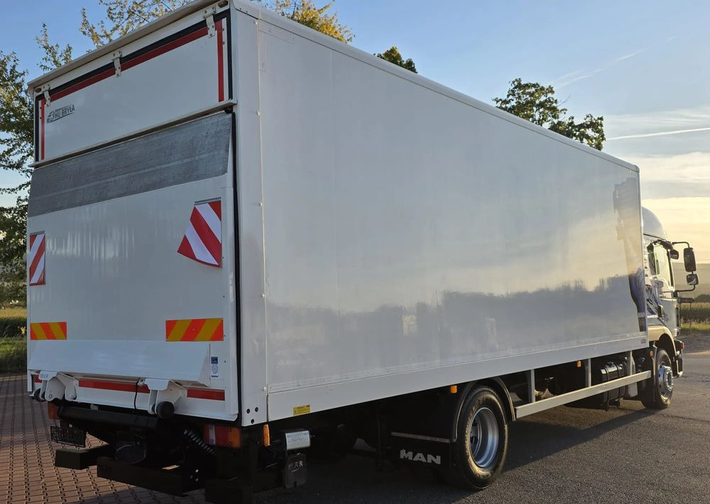 MAN TGM 15.290 / TGL / KONTENER / IZOTERMA / WINDA / KLIMA POSTOJOWA / 2019R / EURO 6 / PEŁEN SERWIS / 8200KG ŁADOWNOŚĆ / SPROWADZONY / ZADBANY / JAK NOWY / KSIĄŻKA SERWISOWA / E6 / 18 PALET - Φορτηγό κόφα: φωτογραφία 5 MAN TGM 15.290 / TGL / KONTENER / IZOTERMA / WINDA / KLIMA POSTOJOWA / 2019R / EURO 6 / PEŁEN SERWIS / 8200KG ŁADOWNOŚĆ / SPROWADZONY / ZADBANY / JAK NOWY / KSIĄŻKA SERWISOWA / E6 / 18 PALET - Φορτηγό κόφα: φωτογραφία 5