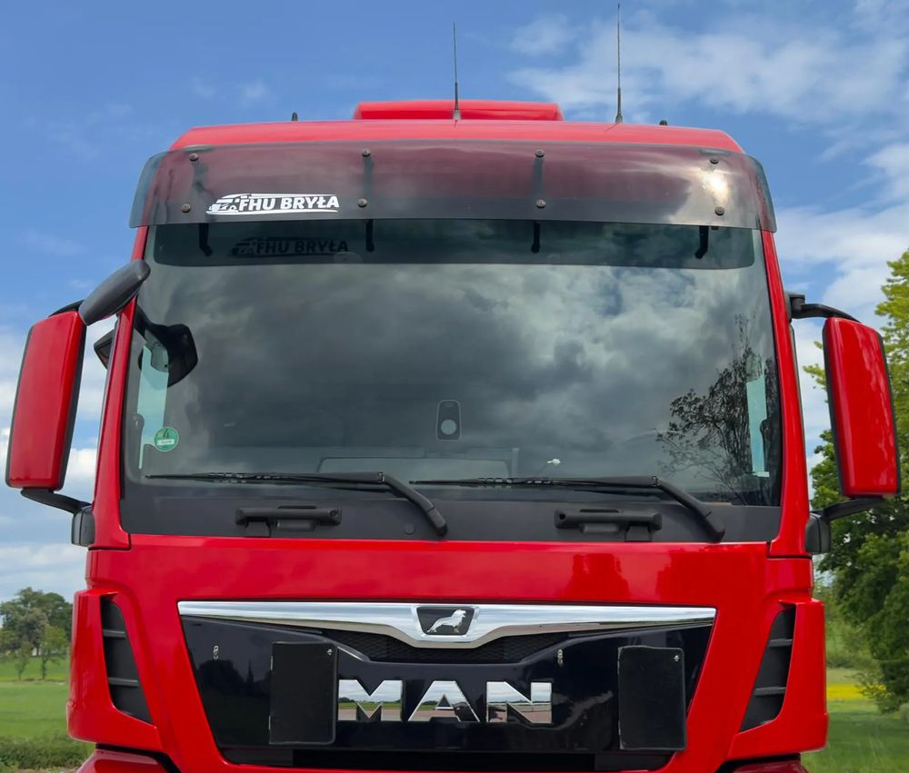 MAN TGX 26.500 / LIFT / 6X2 / KLIMA POSTOJOWA / 18PALET / E6 / FIRANKA / 18 TON ŁADOWNOŚĆ / WINDA / NISKI PRZEBIEG / JEDEN WŁAŚCICIEL / PODWIESZANA OŚ - Φορτηγό μουσαμάς: φωτογραφία 4 MAN TGX 26.500 / LIFT / 6X2 / KLIMA POSTOJOWA / 18PALET / E6 / FIRANKA / 18 TON ŁADOWNOŚĆ / WINDA / NISKI PRZEBIEG / JEDEN WŁAŚCICIEL / PODWIESZANA OŚ - Φορτηγό μουσαμάς: φωτογραφία 4