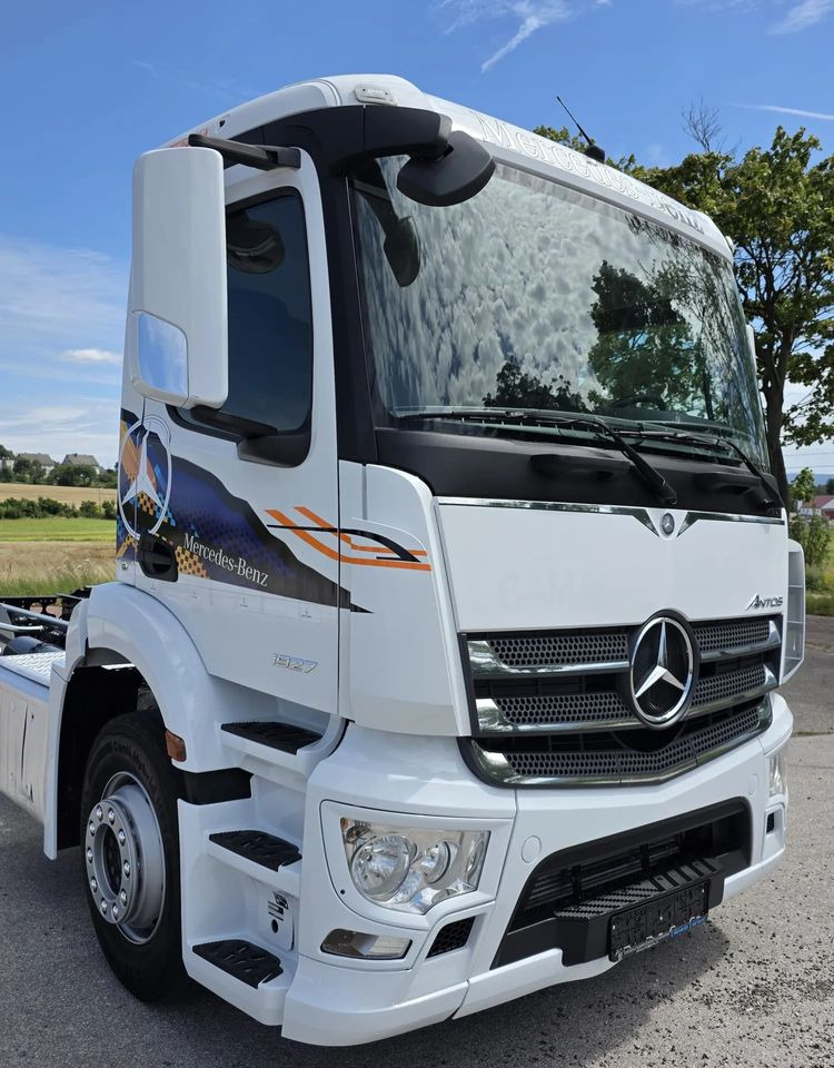 Mercedes-Benz ANTOS 1827 / ATEGO / ACTROS / E6 / ROZSTAW OSI 3.75M / WYWROT / BECZKA / UTRZYMANIE DRÓG / HAKOWIEC / SPROWADZONY / PIERWSZY WŁAŚCICIEL / STAN BDB - Φορτηγό σασί: φωτογραφία 4 Mercedes-Benz ANTOS 1827 / ATEGO / ACTROS / E6 / ROZSTAW OSI 3.75M / WYWROT / BECZKA / UTRZYMANIE DRÓG / HAKOWIEC / SPROWADZONY / PIERWSZY WŁAŚCICIEL / STAN BDB - Φορτηγό σασί: φωτογραφία 4