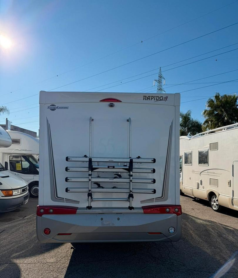 Rapido 8096DF - Τροχόσπιτο: φωτογραφία 4 Rapido 8096DF - Τροχόσπιτο: φωτογραφία 4