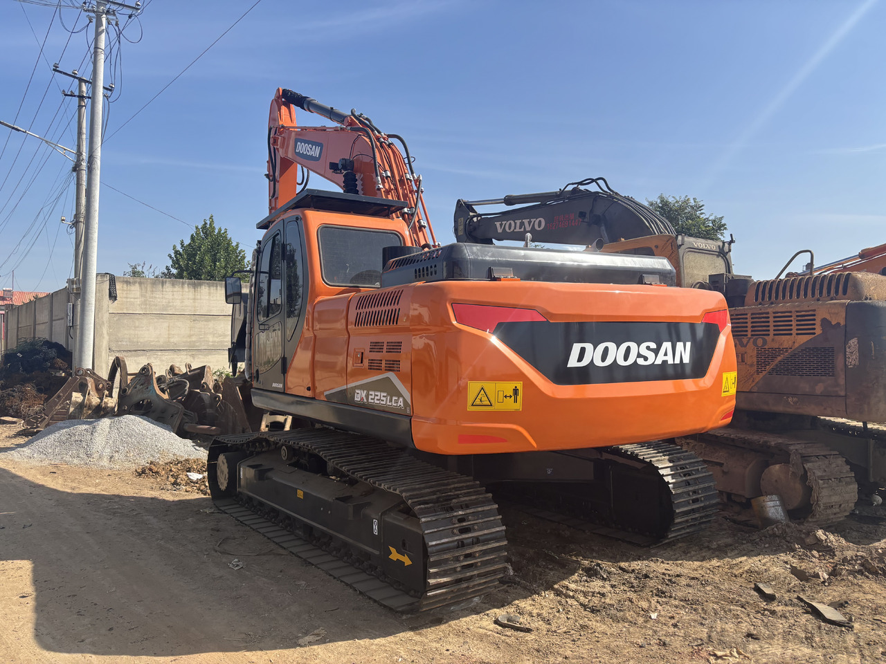 DOOSAN Korea imports doosan DX225 - Ερπυστριοφόρος εκσκαφέας: φωτογραφία 2 DOOSAN Korea imports doosan DX225 - Ερπυστριοφόρος εκσκαφέας: φωτογραφία 2