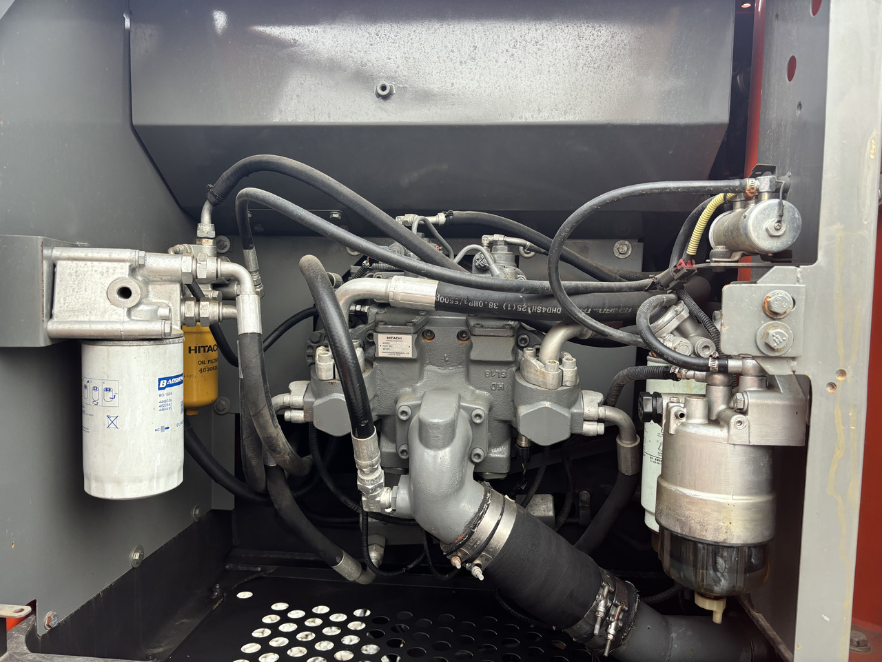 Hitachi Zx200-3 - Ερπυστριοφόρος εκσκαφέας: φωτογραφία 3 Hitachi Zx200-3 - Ερπυστριοφόρος εκσκαφέας: φωτογραφία 3