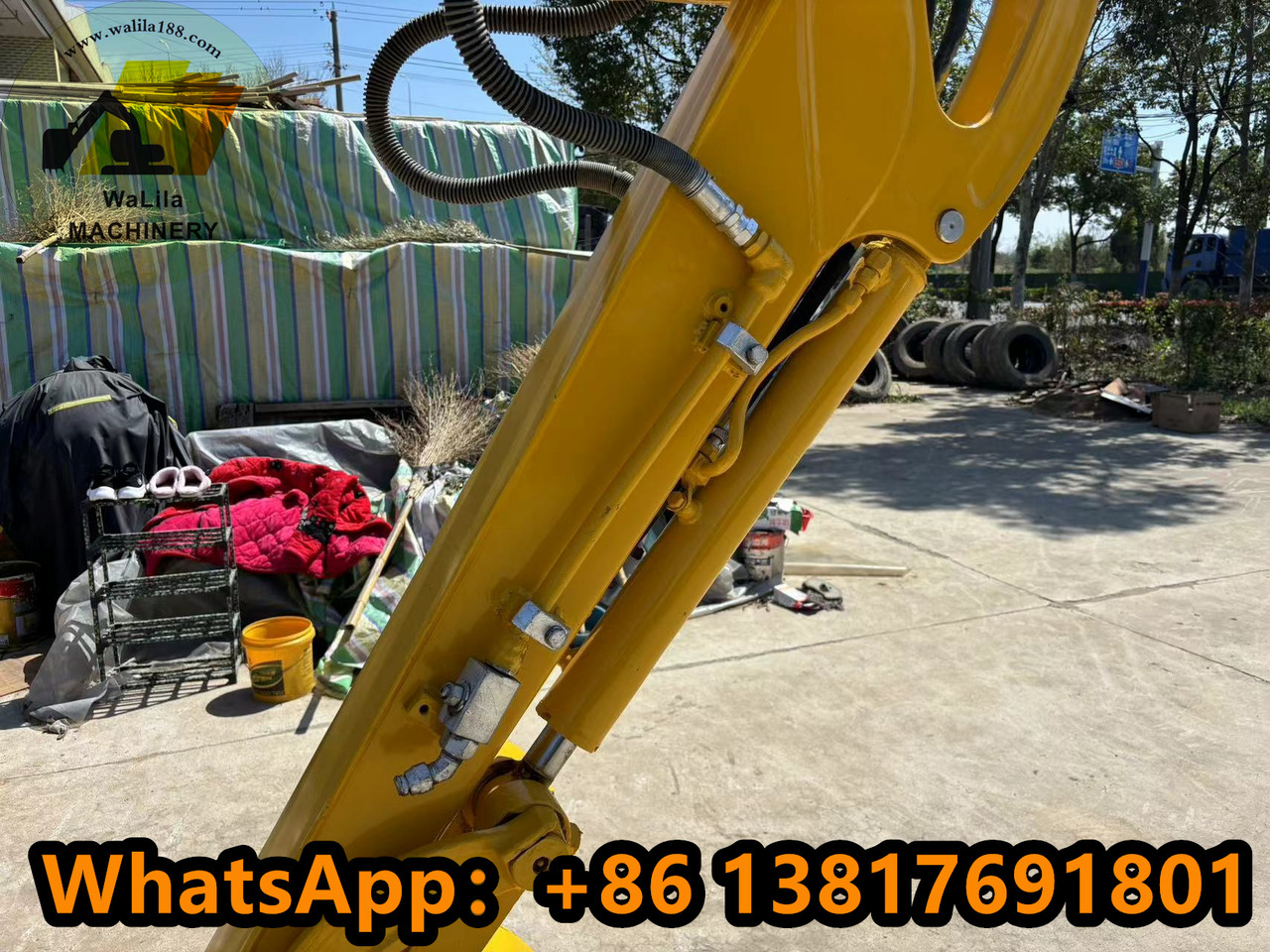 KOMATSU Pc35 - Μίνι εκσκαφέας: φωτογραφία 3 KOMATSU Pc35 - Μίνι εκσκαφέας: φωτογραφία 3