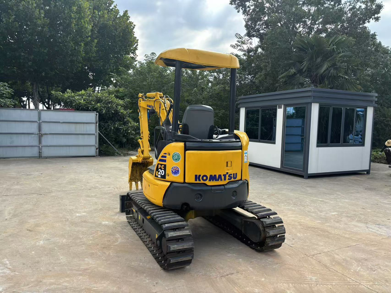 Komatsu Komatsu 20, Komatsu 20 - Μίνι εκσκαφέας: φωτογραφία 2 Komatsu Komatsu 20, Komatsu 20 - Μίνι εκσκαφέας: φωτογραφία 2