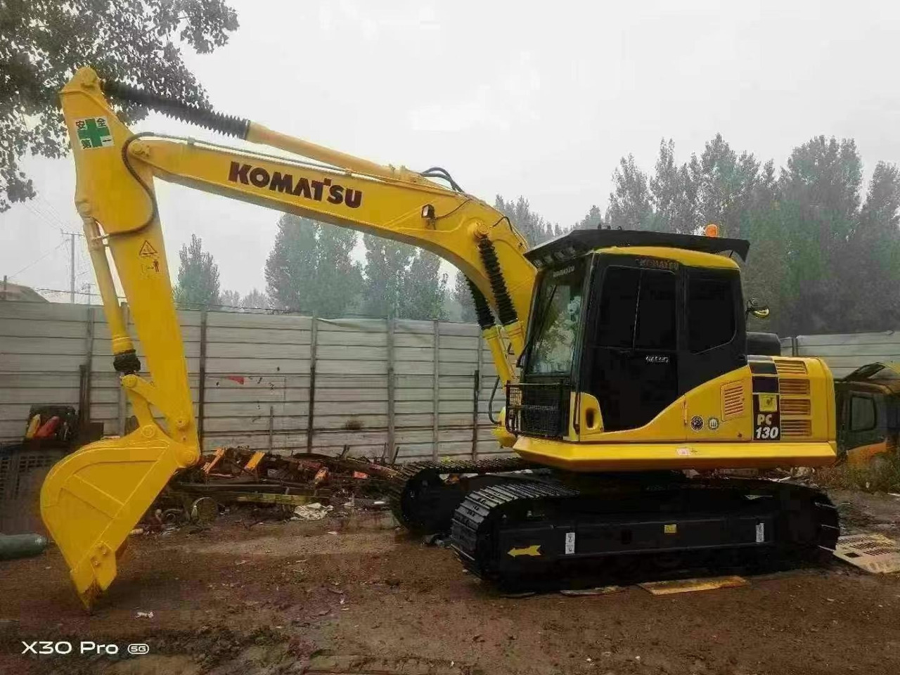 Komatsu PC 130-7 PC130 PC130-7 - Ερπυστριοφόρος εκσκαφέας: φωτογραφία 1 Komatsu PC 130-7 PC130 PC130-7 - Ερπυστριοφόρος εκσκαφέας: φωτογραφία 1