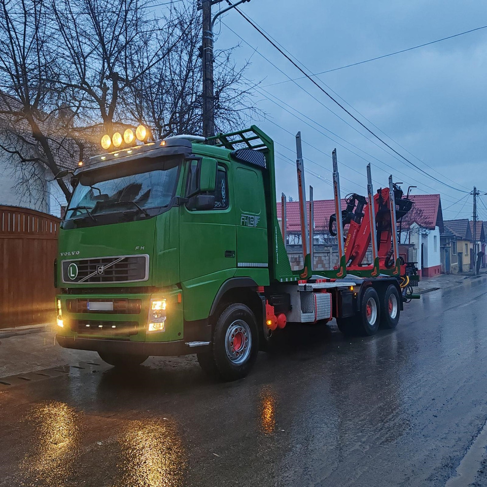 VOLVO FH12 - Φορτηγό ξυλείας, Φορτηγό με γερανό: φωτογραφία 3 VOLVO FH12 - Φορτηγό ξυλείας, Φορτηγό με γερανό: φωτογραφία 3